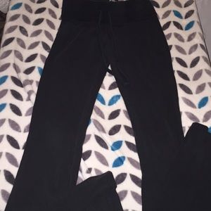 boot leg yoga pants. (Both pair together)